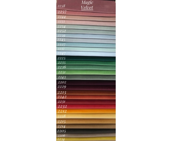 Modernes Ehebett aus breiten Polsterstreifen mit Lattenrost 200x200 Lumi