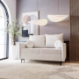 Nowoczesna mała sofa z małymi okrągłymi poduszkami Lion Small